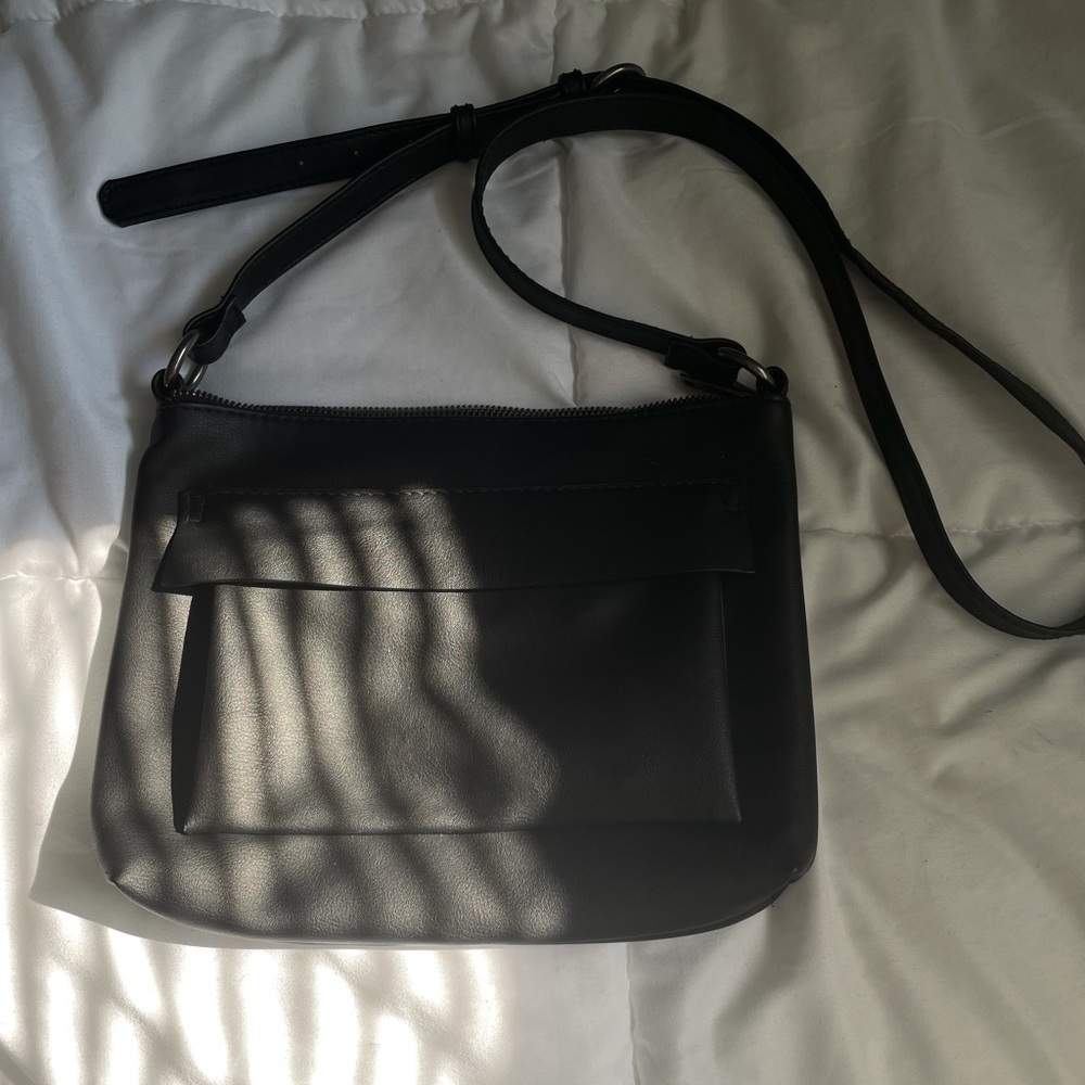 Universal Thread Crossbody Bag